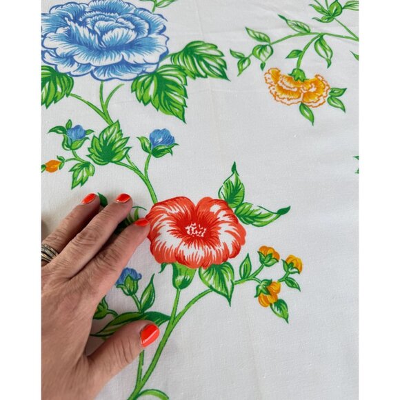 Vintage 70s flat/top sheet, red, yellow blue flowers, greenery, Lady Pepperell - Picture 3 of 8